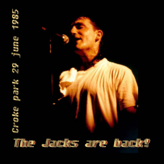 1985-06-29-Dublin-TheJacksAreBack-Front.jpg